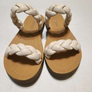 ❤️ 4/$20 Soda JOYFUL-S braided sandals Women's 5.5 puffy flats Bone beige slides